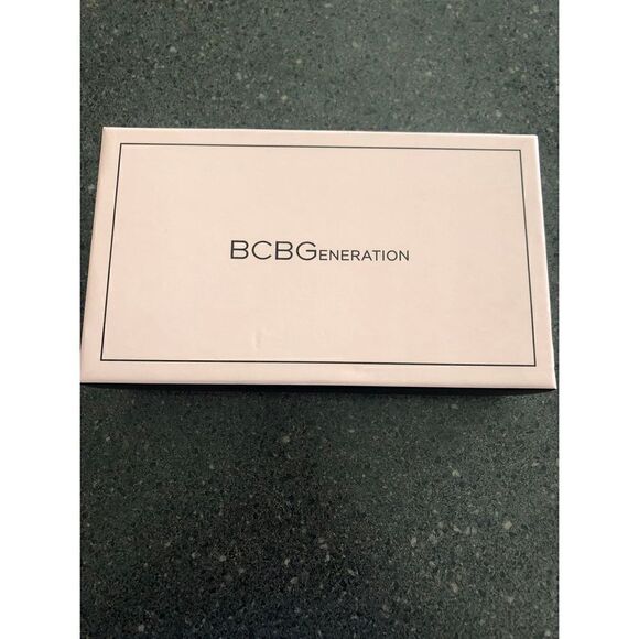 BCBG wristlet wallets for women - Picture 3 of 7